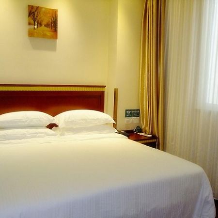 Greentree Inn Jiangsu Wuxi Yangjian Xihu Road Express Hotel Ngoại thất bức ảnh