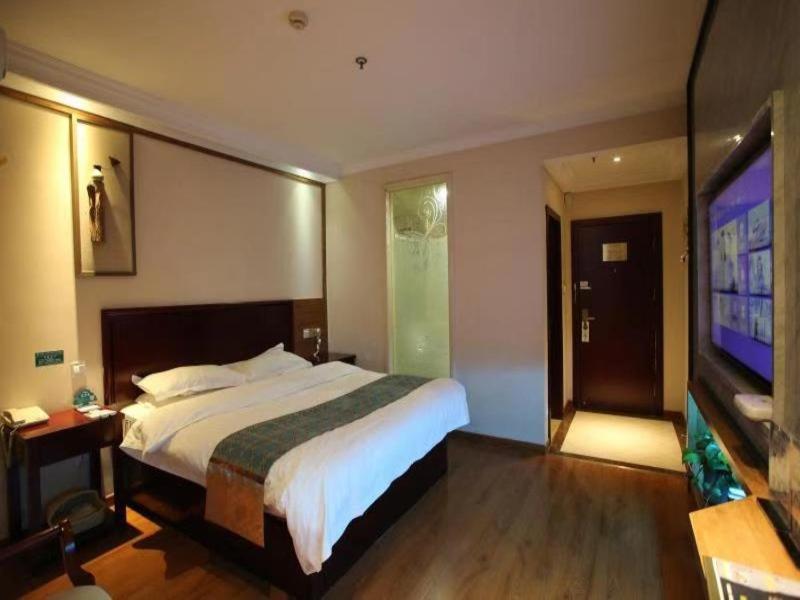 Greentree Inn Jiangsu Wuxi Yangjian Xihu Road Express Hotel Ngoại thất bức ảnh